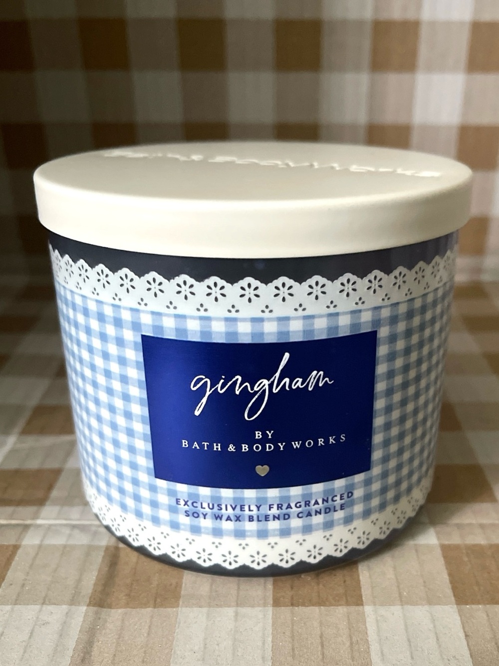BATH & BODY WORKS GINGHAM 3 WICK CANDLE